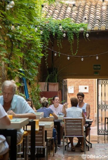 Terraza de La Chula de Cavallers