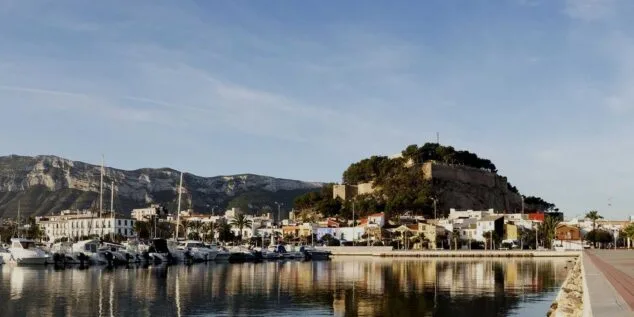 vista del castillo de denia