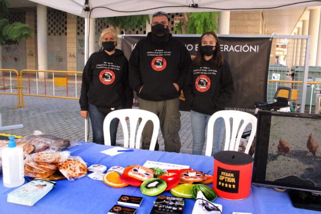 denia animal save en la fira de les associacions de 2020 tino calvo