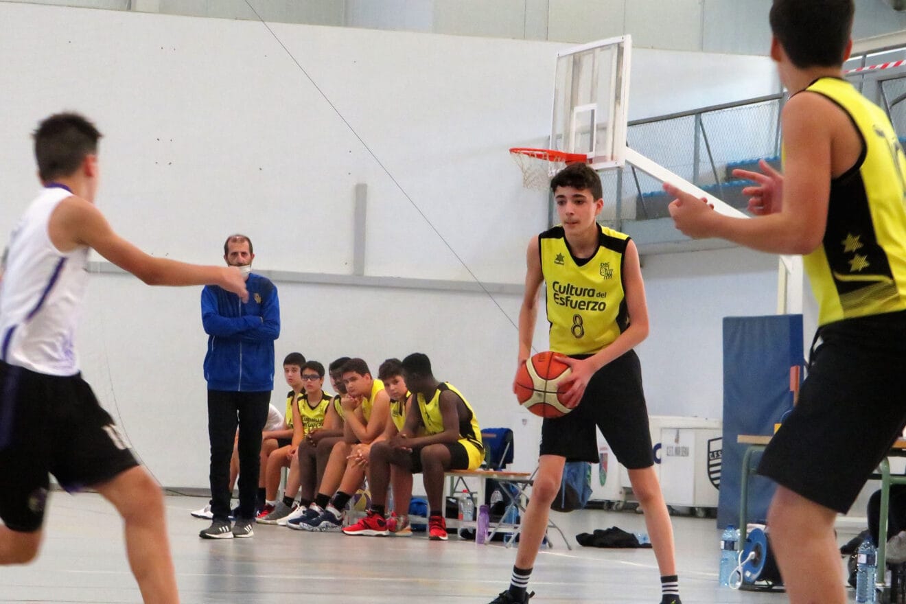 El infantil masculino pierde ante el UPB Gandia