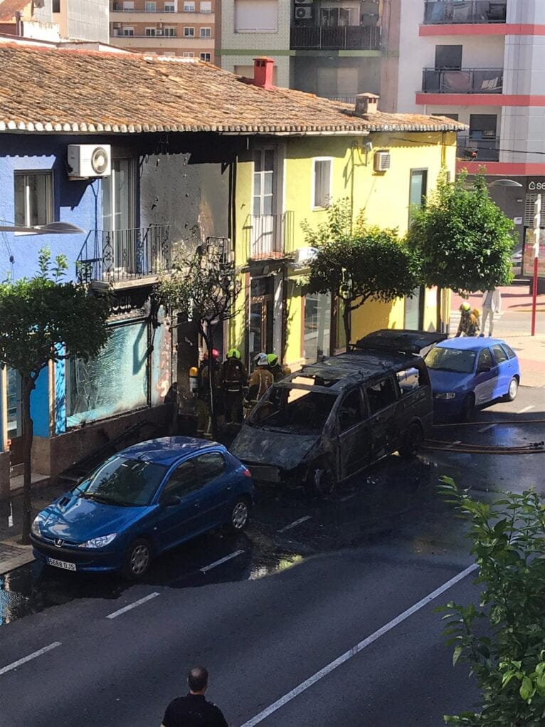 Estado del vehículo incendiado