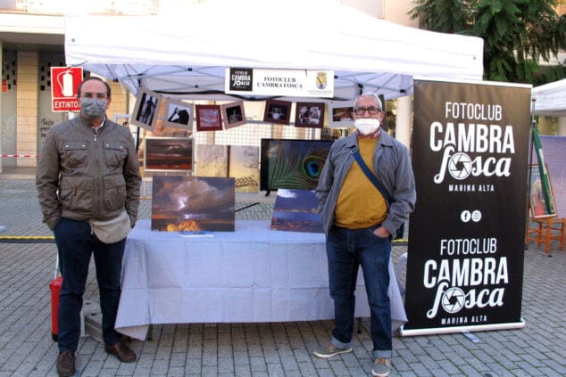 fotoclub cambra fosca en la fira de les associacions de 2020 tino calvo