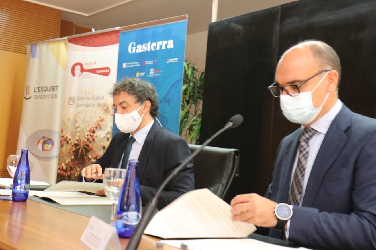 Francesc Colomer durante la presentación del Máster