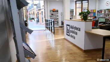 Hall de la Biblioteca Municipal de Dénia
