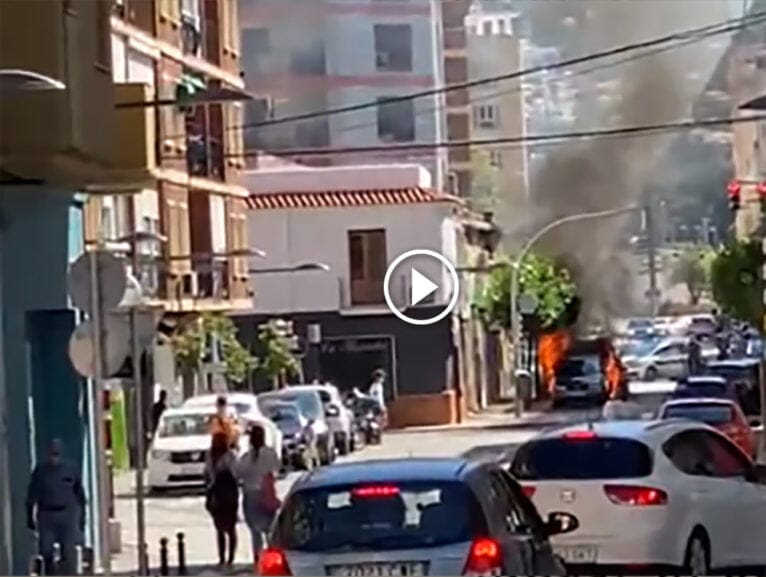 Incendio vehículo Dénia FB