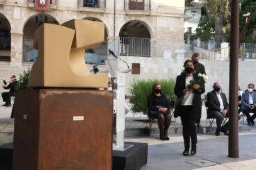 Ofrenda para las víctimas del coronavirus | Tino Calvo