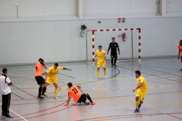 Regate de un jugador del CFS Mar Dénia