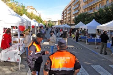 Voluntarios de Protección Civil en la Fira de les Associacions de 2020 | Tino Calvo