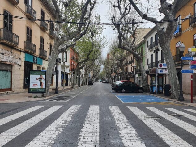 La Escuela de Jóvenes Emprendedores de Dénia incorpora el desarrollo de la Inteligencia Digital a la programación de su tercera edición 1 Imagen: Calle Marqués de Campo de Dénia