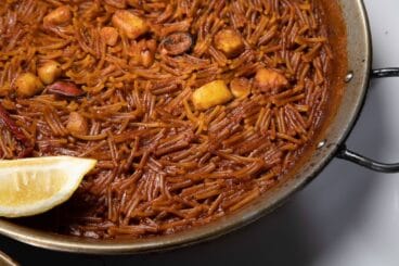 ¿Dónde comer fideuà en Dénia? La oferta es muy amplia