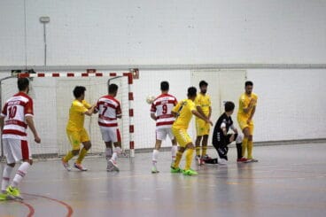 Disparo a portería del CFS Mar Dénia