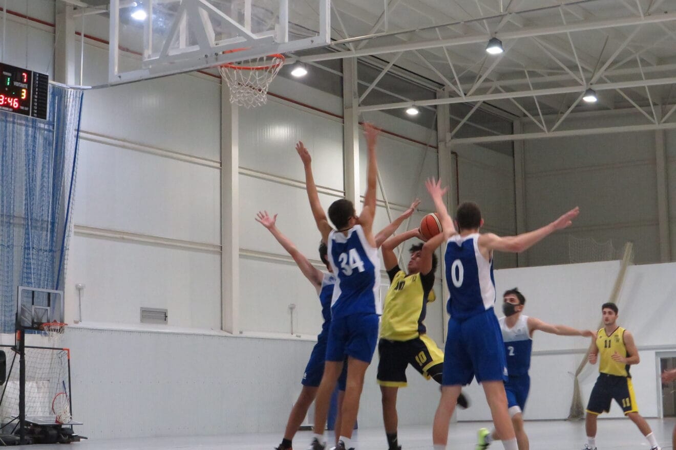 Junior Masculino Autonómico pierde en Godella