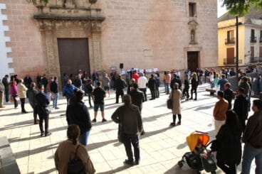 Manifestación de AEHTMA frente al ayuntamiento | Tino Calvo 04