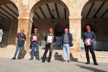 Manifestación de AEHTMA frente al ayuntamiento | Tino Calvo 14