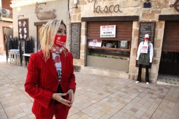 Manifestación de AEHTMA frente al ayuntamiento | Tino Calvo 19