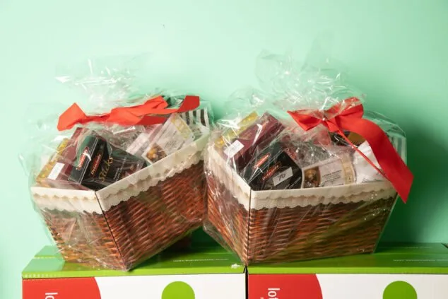 Los regalos de empresa más especiales de Dénia con Lotes Canela 7 regalos de empresa navidad denia lotes canela