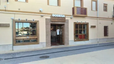 bodega del puerto denia entrada