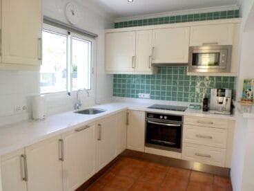 Cocina de un bungalow en venta en La Sella – Promociones Denia, S.L.