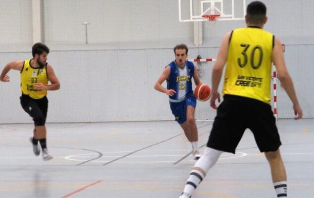 Importante victoria del senior masculino nacional ante el Adesavi (73-56) 1 Imagen: El senior masculino nacional vence a Adesavi