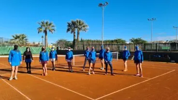 equipo de tenis femenino de denia 35