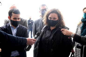 maite perez alcaldesa de la xara junto a vicent marza