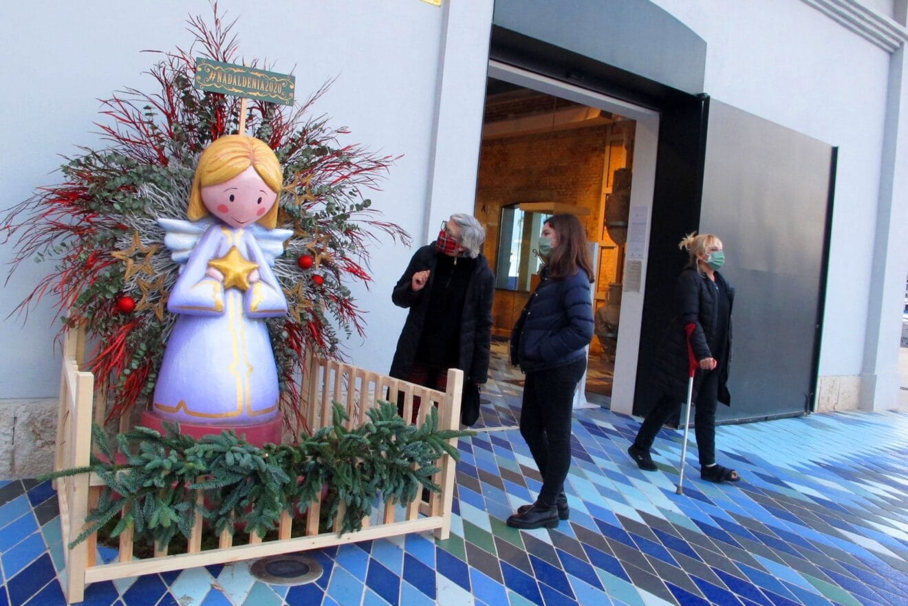 Un ángel luce en el Museu de la Mar