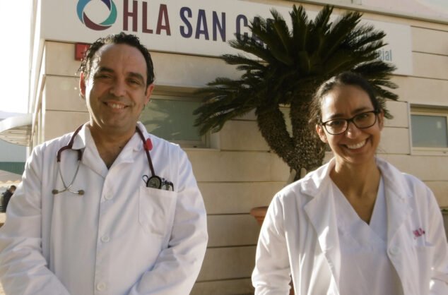 Image: Dr. Vanyo et Dra. Abataneo. Nouveaux spécialistes internistes à l'hôpital HLA San Carlos