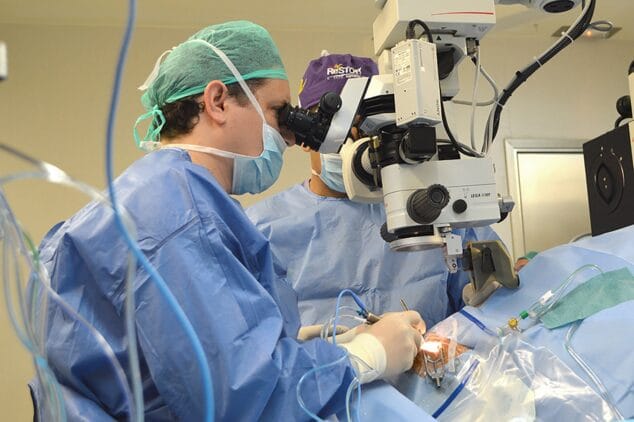 Imagen: Oftalmología en el Hospital de Dénia