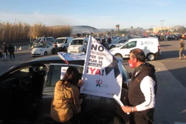 Manifestación de coches en Dénia de la hostelería 07