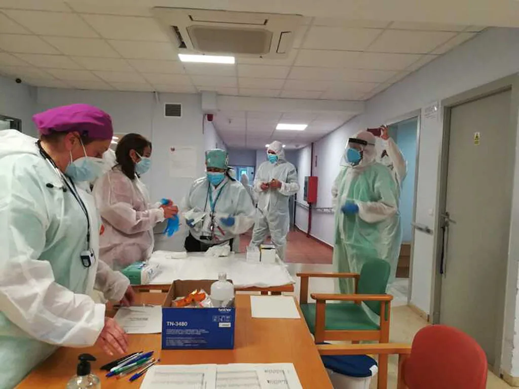 Proceso de vacunación en la residencia Santa Llúcia
