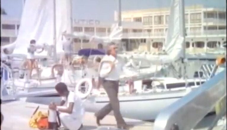 Escena de la película frente al Club Náutico de Dénia