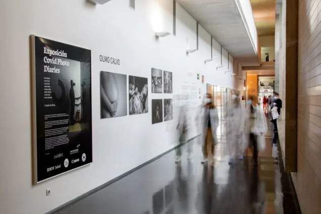 El Hospital de Dénia acoge una muestra de 8 destacados fotoperiodistas españoles durante el confinamiento 1 Imagen: Exposición COVID Photo Diaries