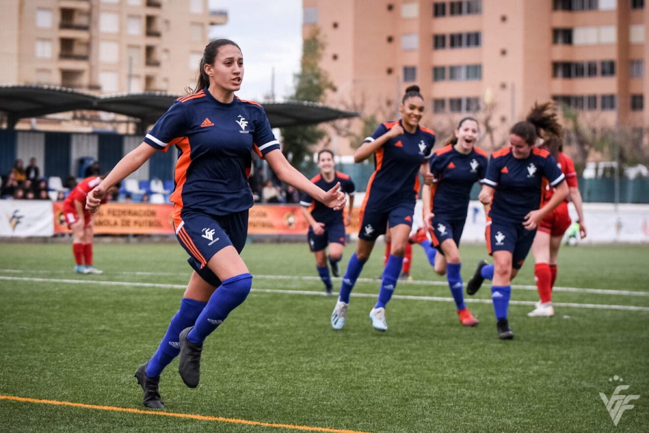 Fiamma Benítez celebrando un gol con la Selección Valenciana | FFCV