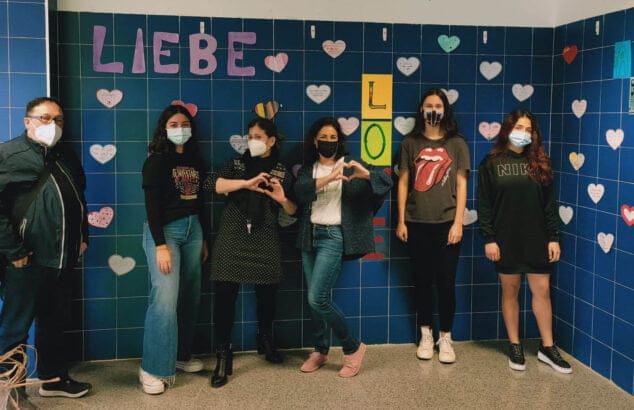 Imagen: Letreros románticos en distintos idiomas