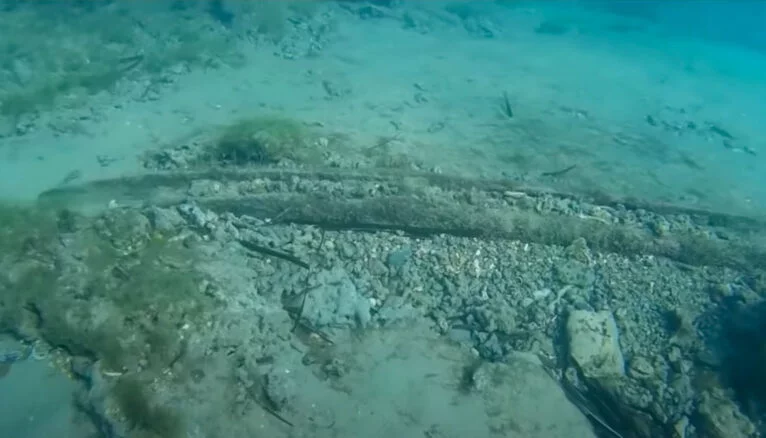 Restos de un barco medieval descubierto por dos buceadores en el fondo dianense en 2018