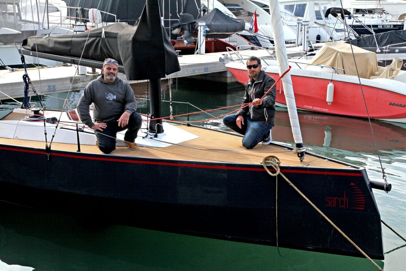 Axel y Paco junto a su última creación