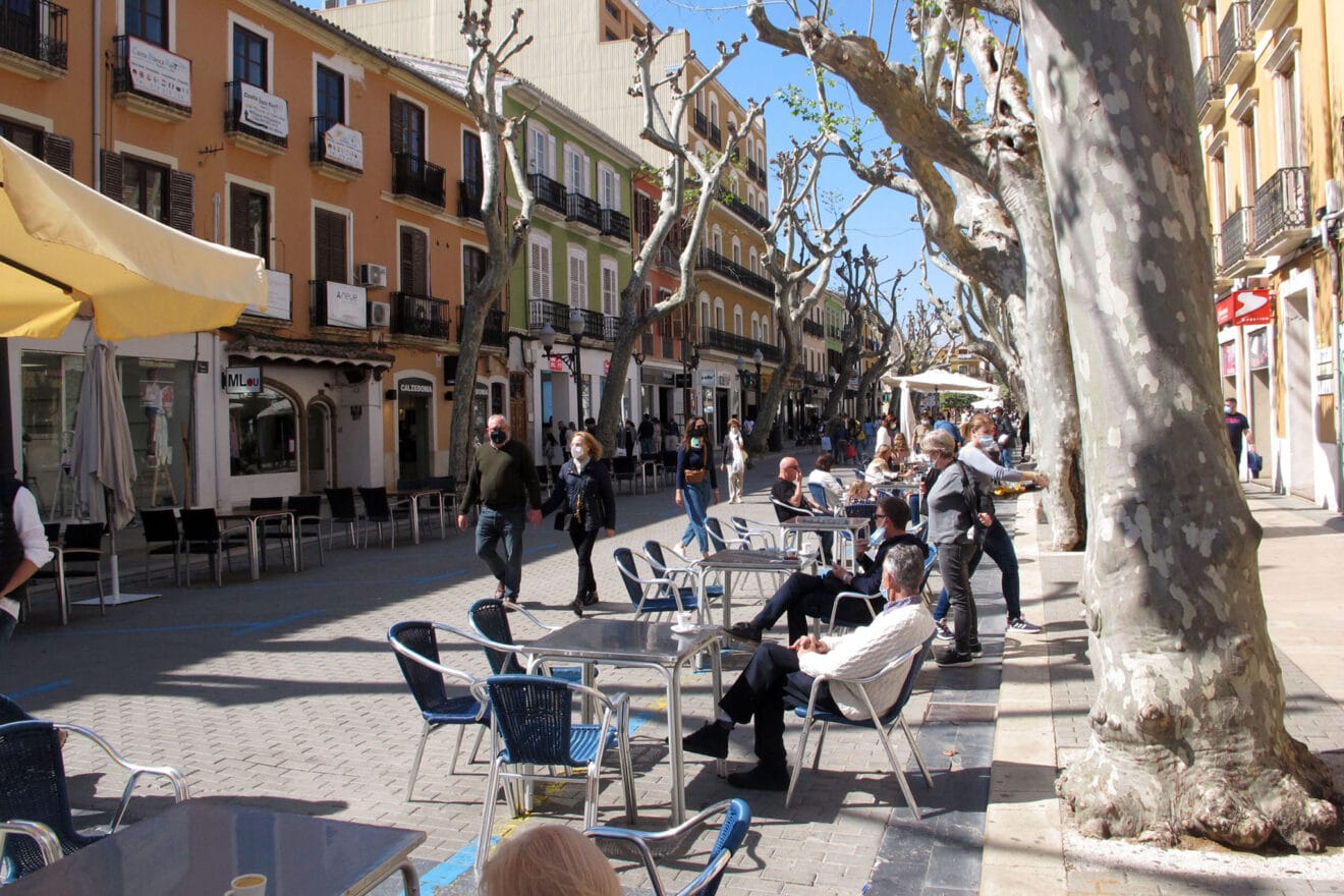 Ambiente en Dénia durante la Pascua 2021 20