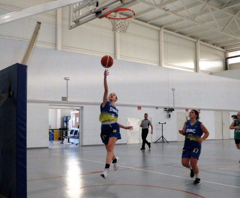 Cadete femenino vence en Calp