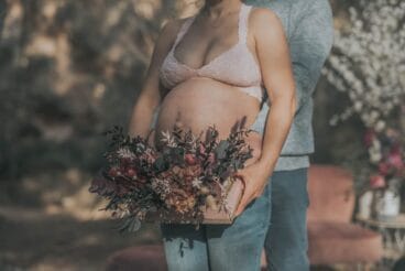 Caja de madera con flores para el Día de la Madre – Bodas y Flores