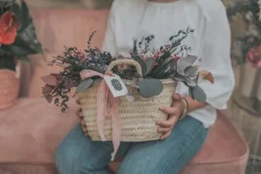 Cestas de regalo para el Día de la Madre – Bodas y Flores