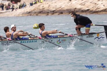 Equipo masculino durante la competición
