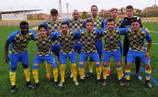 Imagen: Once inicial del CD Dénia ante el Racing CF Benidorm
