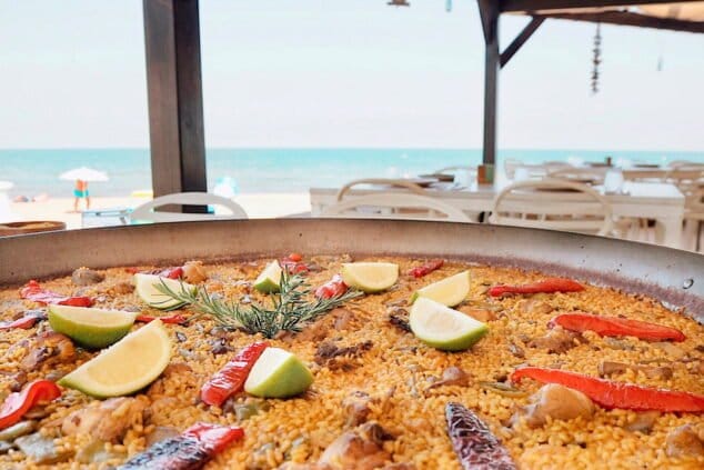 Imagen: Comer paella en la playa de Dénia  - Restaurant Noguera