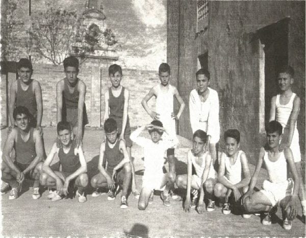 Imagen: Acción Católica año 1961 en el Solar de Llobell