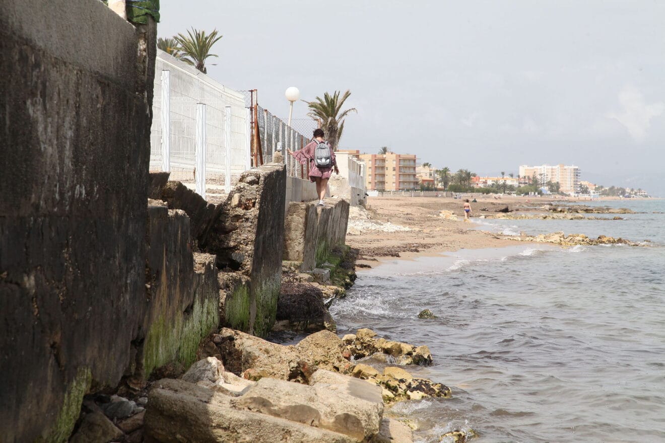 Estado de la playa de Les Marines actual, a la altura del Blay Beach