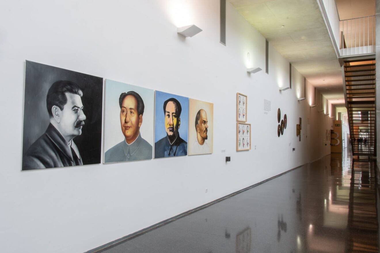 Exposición “Gente de narices, narices ingentes”