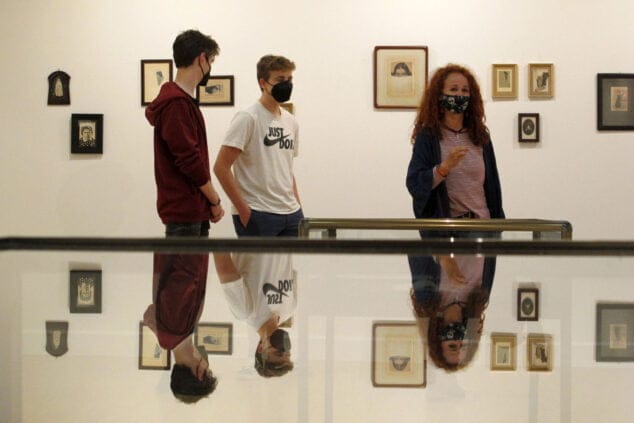 inauguracion de la exposicion mirar de cerca