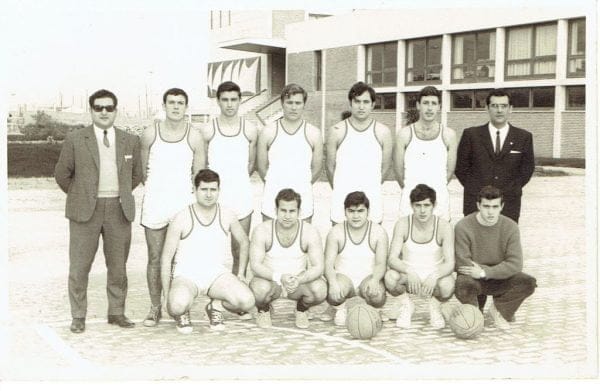 Imagen: Primer equipo del Club Náutico año 1967-68