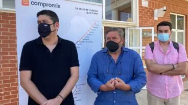 rafa carrio junto a josep nadal durante la reivindicacion