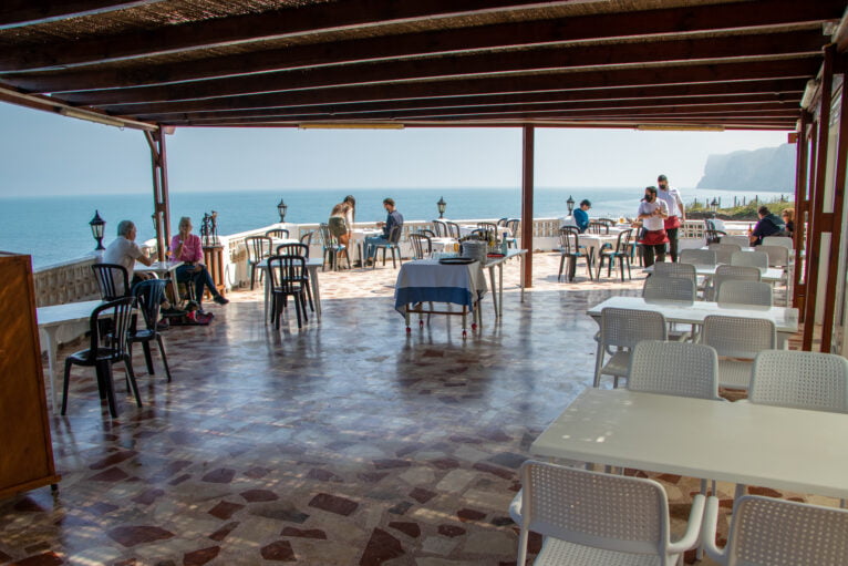 Restaurante con terraza en Dénia - Restaurante Mena